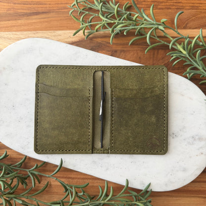 The Teeny Traveler - Olive